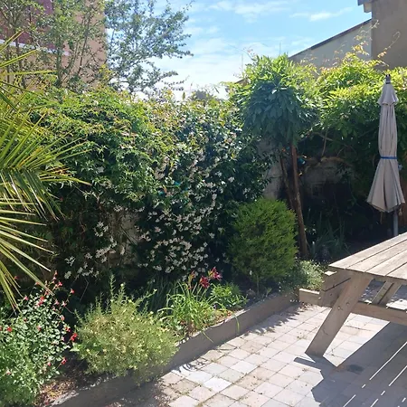 בית נופש Maison Des Copains - Commerces A Pieds - Jardin Clos סן-ברבן-לה-פן